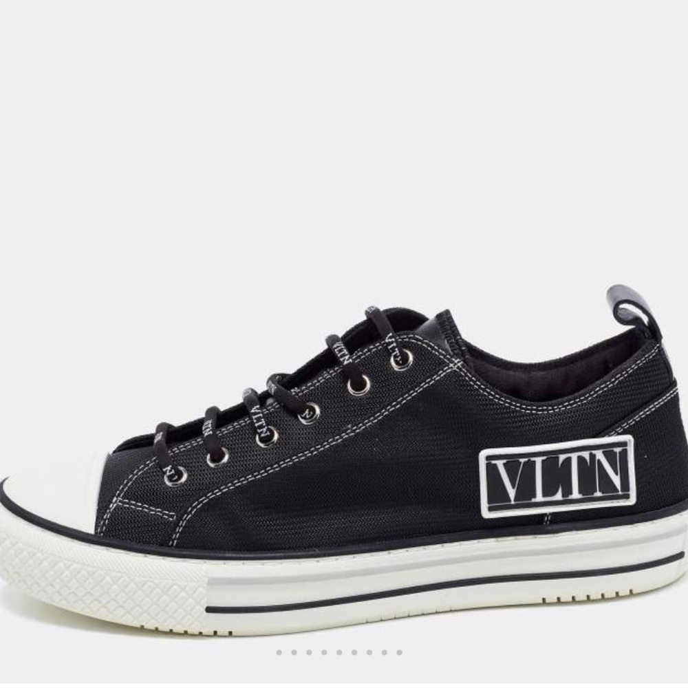 Valentino men’s sneaker